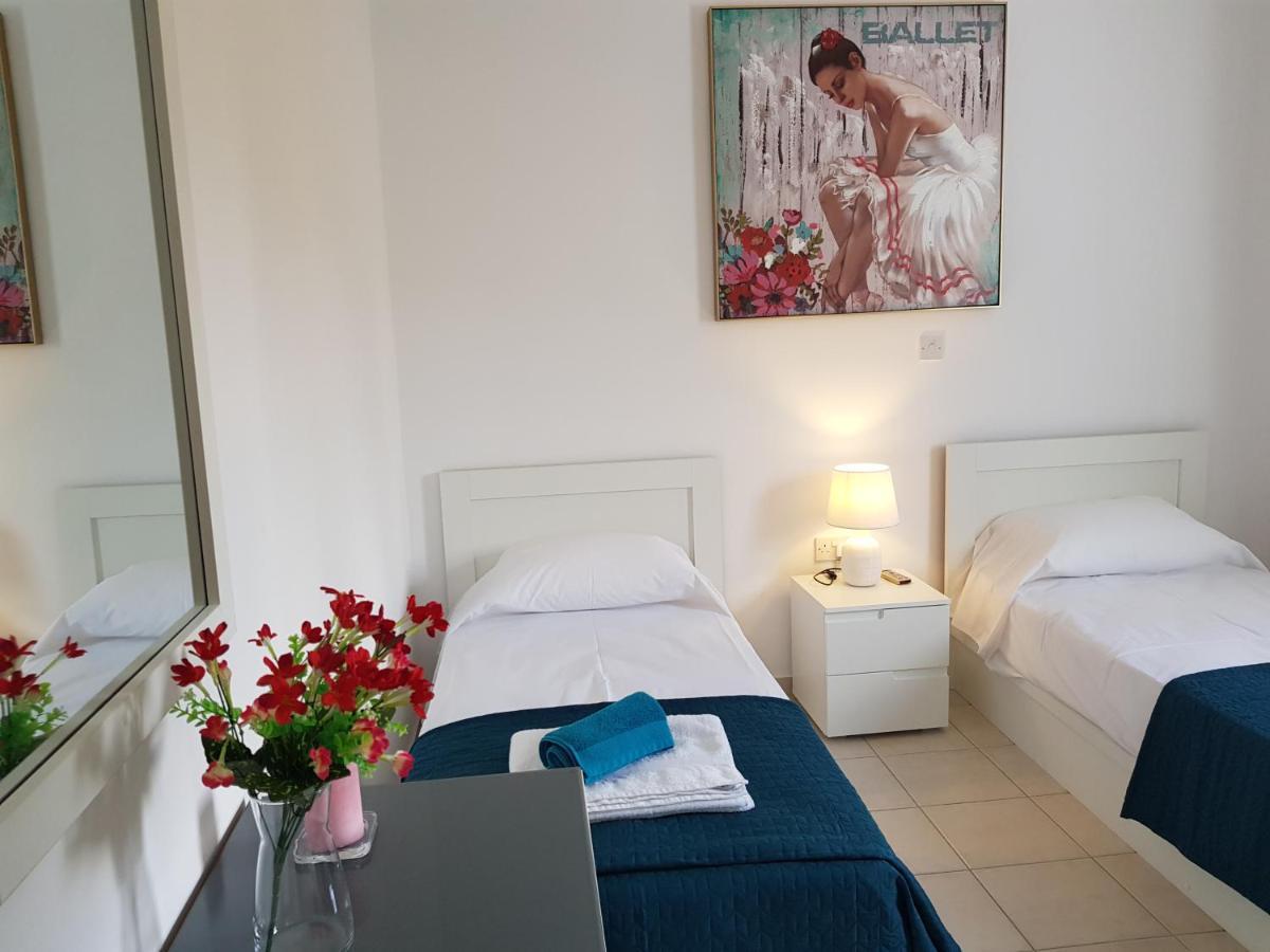 Paradise Gardens IV 2 Bd Amazing Apartment Paphos ภายนอก รูปภาพ