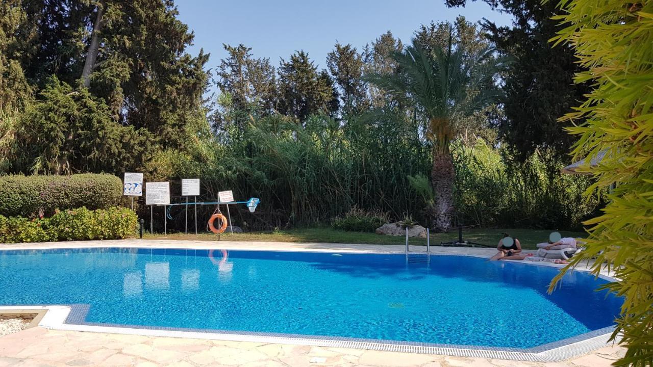 Paradise Gardens IV 2 Bd Amazing Apartment Paphos ภายนอก รูปภาพ