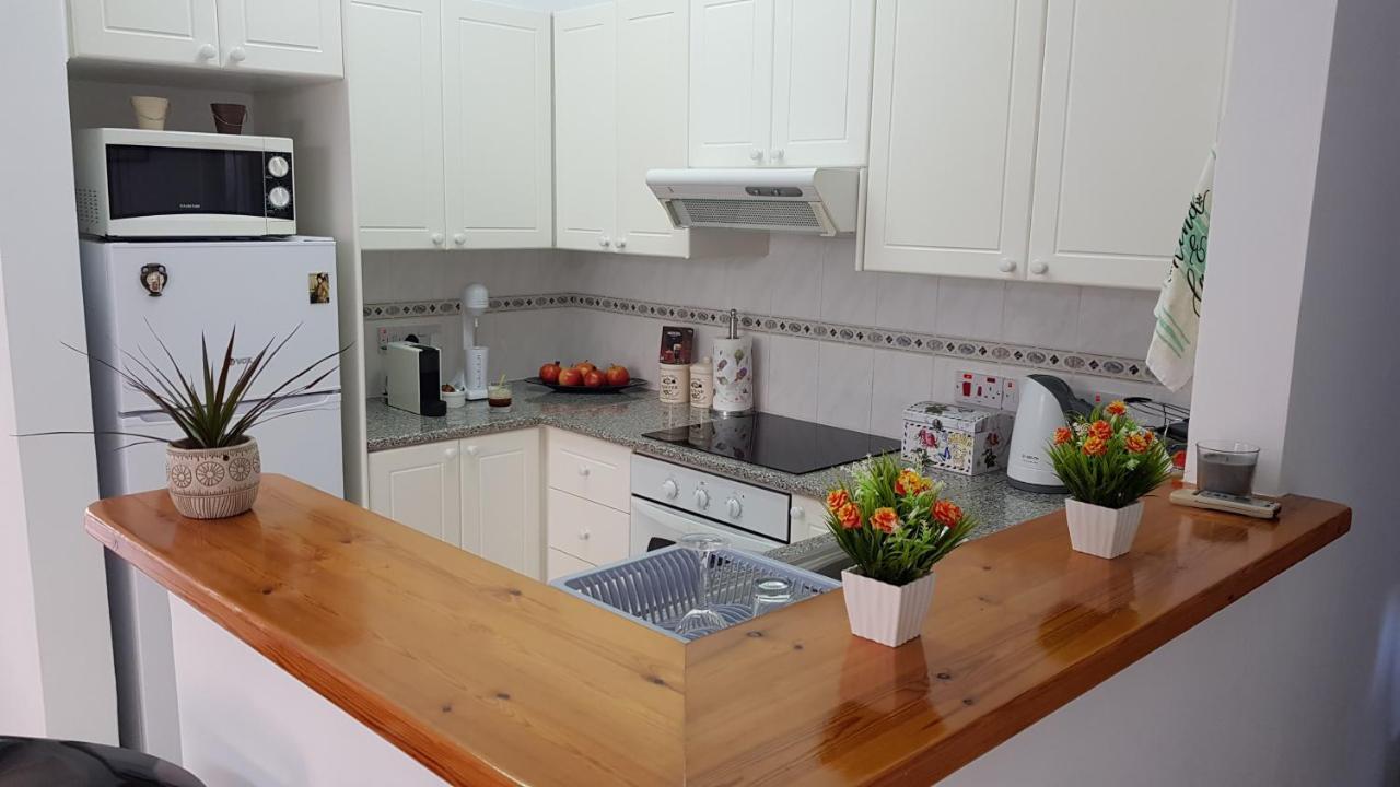Paradise Gardens IV 2 Bd Amazing Apartment Paphos ภายนอก รูปภาพ