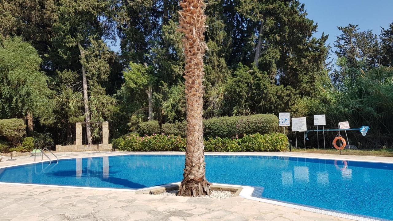 Paradise Gardens IV 2 Bd Amazing Apartment Paphos ภายนอก รูปภาพ